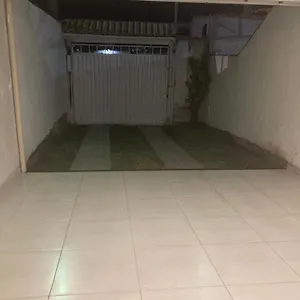 Casa 2 Quartos Em Apartamento